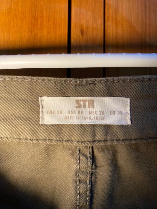 Calças Cargo Stradivarius