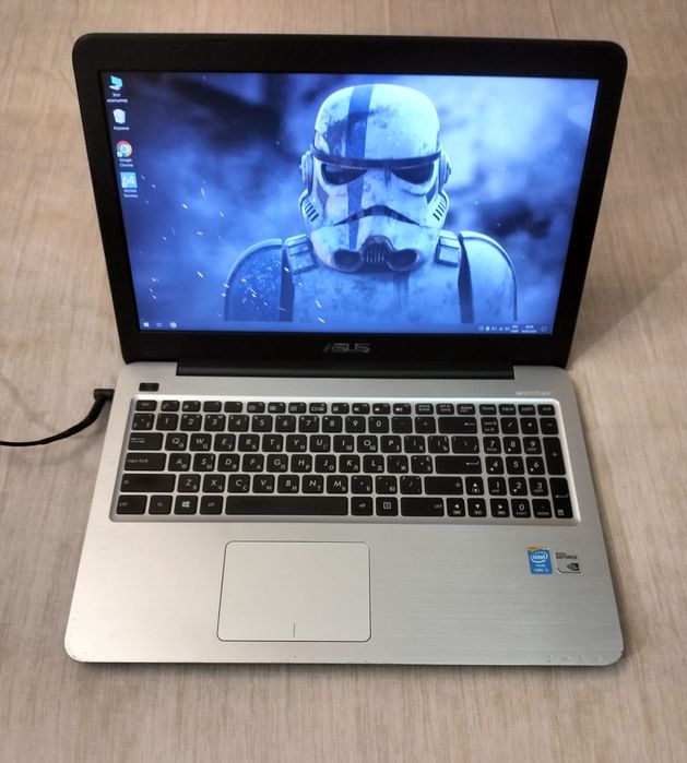 Asus _core i5/SSD 256/ram 12/Nvidia 940mx/новая батарея 3 ч.