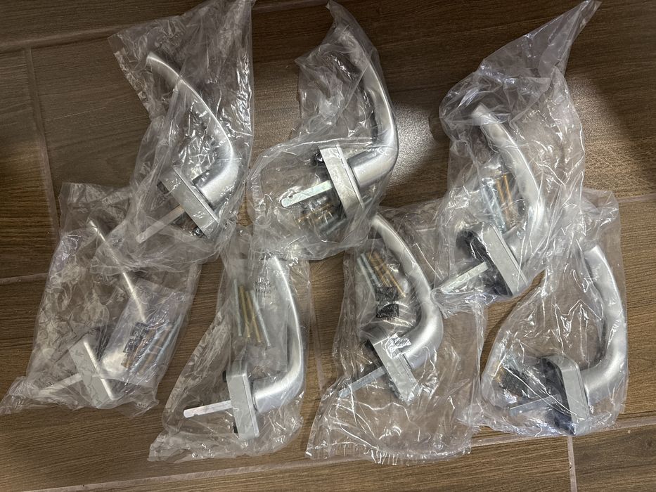 Ручка віконна HOPPE срібло