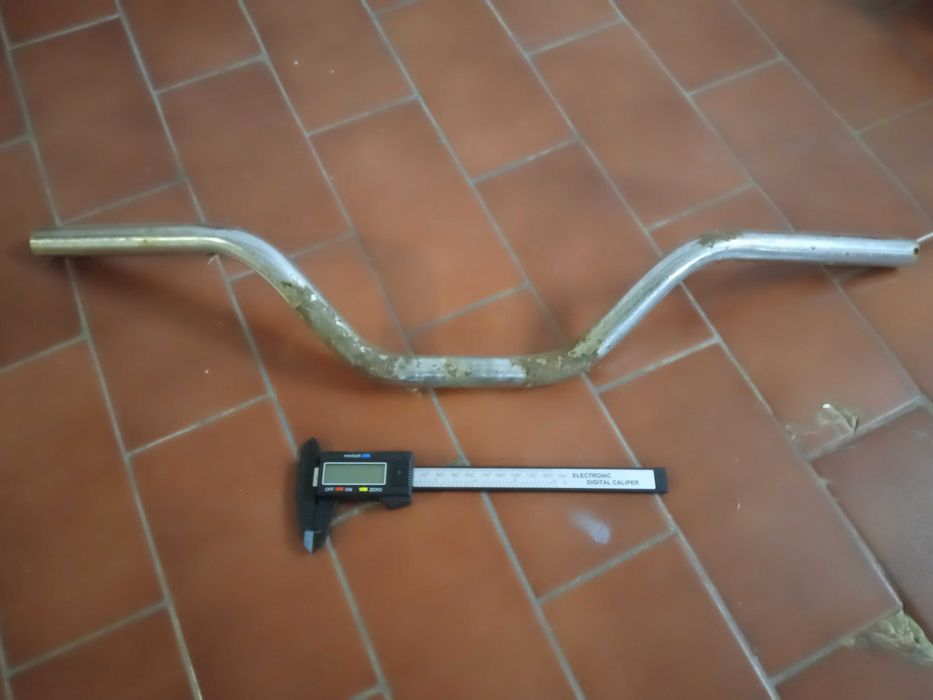 Guiador de motorizada antiga