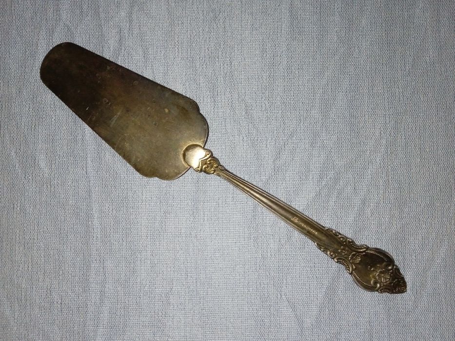 Лопатка для десерта (антикварная).