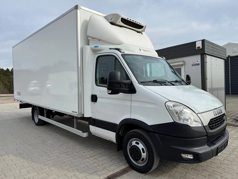 Iveco Daily 50C15 Chłodnia 5,5 dł  Pierwszy Wł Salon PL tylko 220 tyś km Chłodnia 5,5 dł IDEAŁ