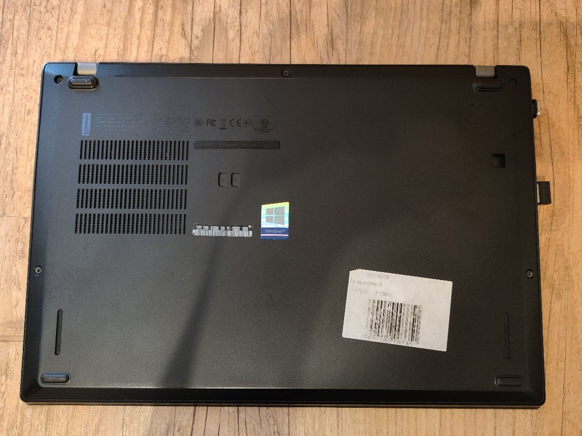 ThinkPad X280 i5-8350u/16GB RAM