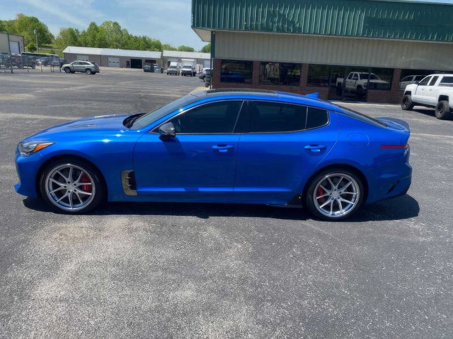 Kia Stinger GT2      2020