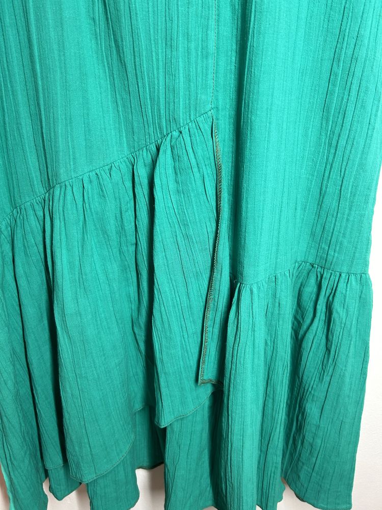 Przepiękna  zielona sukienka r. 44