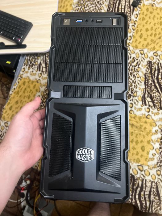 Продам компьютер для работы учёбы и не требовательных игр