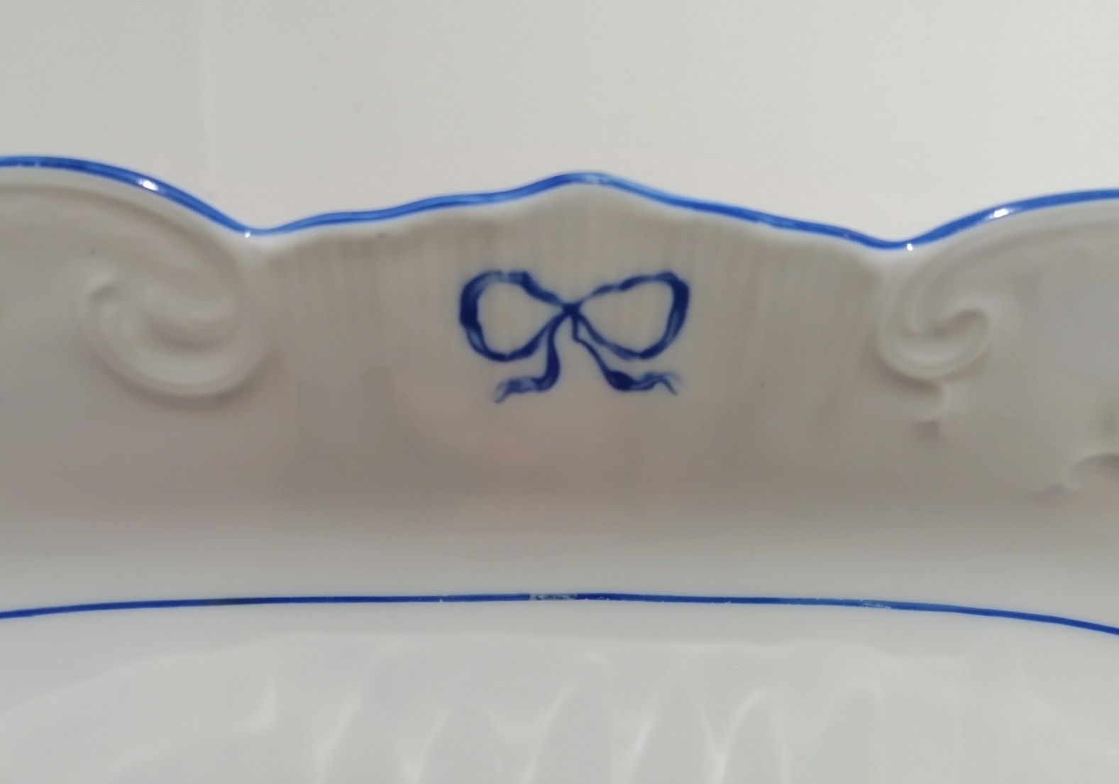 Grande Travessa loiça lacinhos azuis linha Ruban Blue fábrica VA