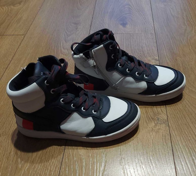 Tommy Hilfiger sneakersy rozm. 34