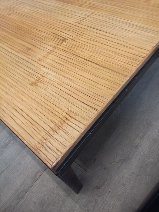 Mesa de centro em madeira