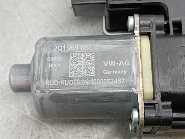 Elevador vidros frente direito VOLKSWAGEN Polo (AW1)