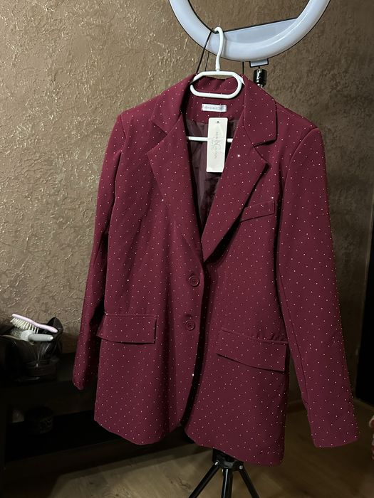 Пиджак в камнях. Новый, Италия