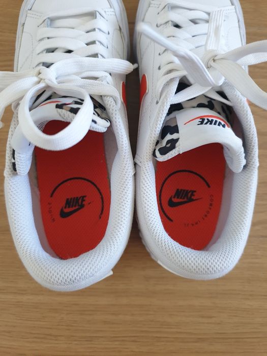 Жіночі білі кеди Nike Court Legacy Lift з леопардовим язичком