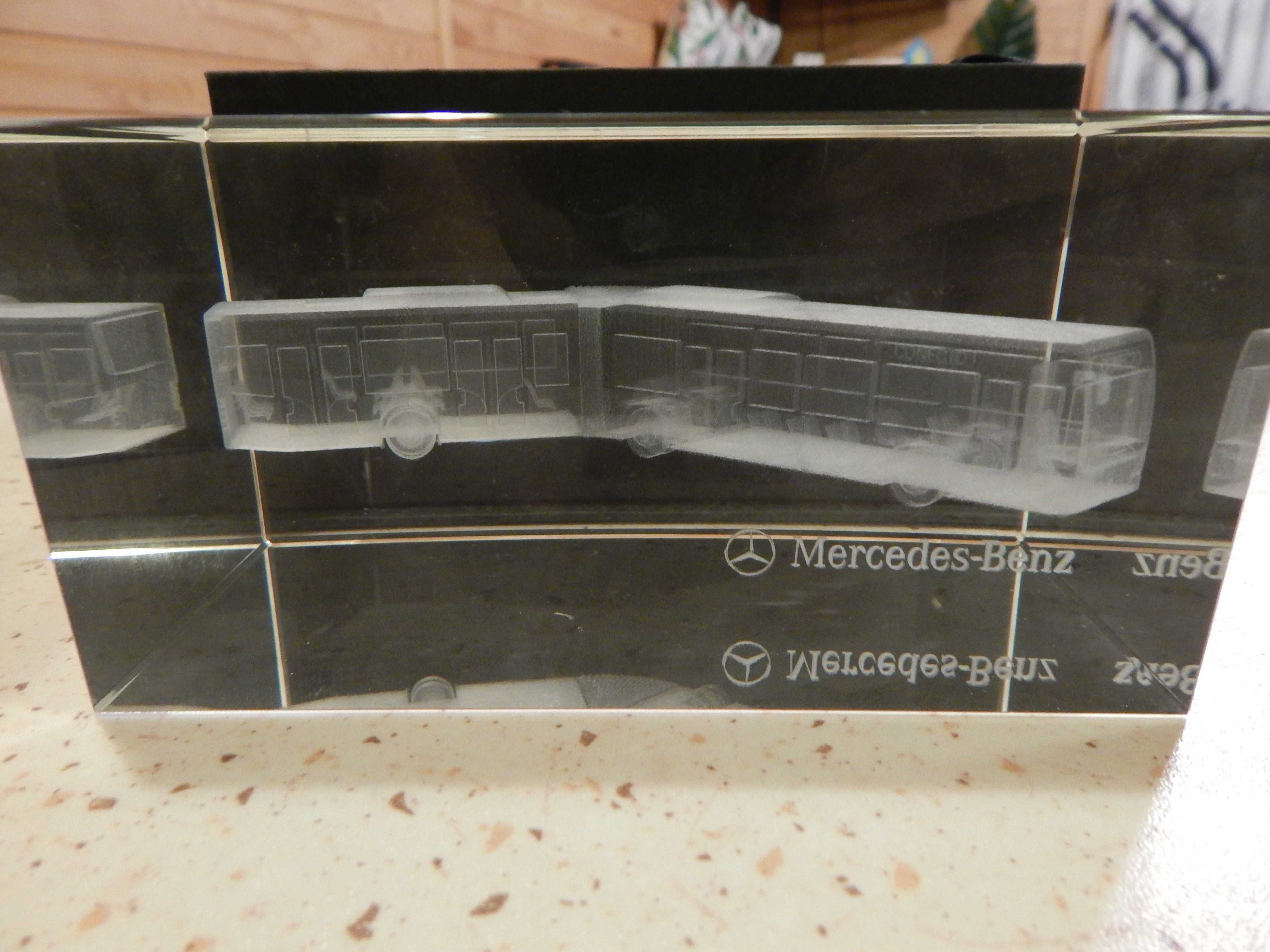 Mercedes-Benz Citaro statuetka grawer 3D w szkle