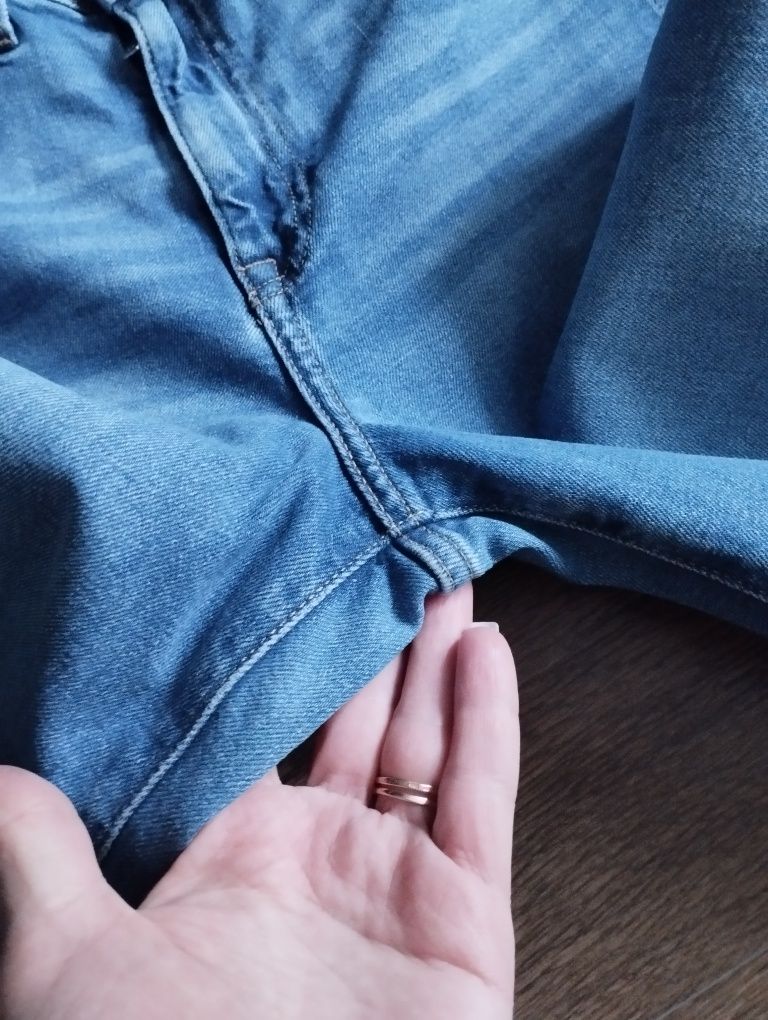 Стильні  широкі джинси H&M