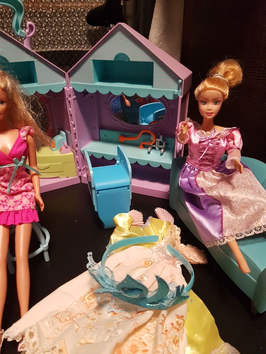 Zakład fryzjerski dla lalek Barbie dźwiękowy interaktywny lalki salon