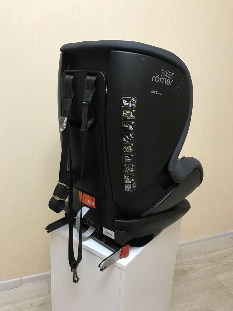 Автокрісло Britax Romer TRIFIX2 i-SIZE  (Storm Grey)