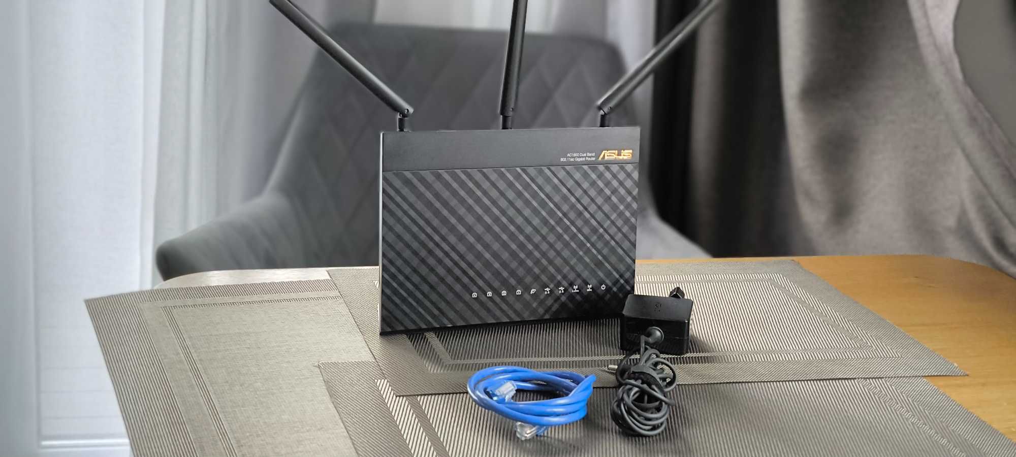 Router Asus RT-AC86U, AC1900, AiMESH,WiFi5, 4x1GB LAN 1GB WAN , 2xUSB