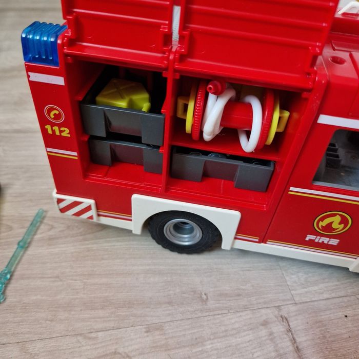 Playmobil 9464 straż pożarna wóz strażacki światło dźwięk