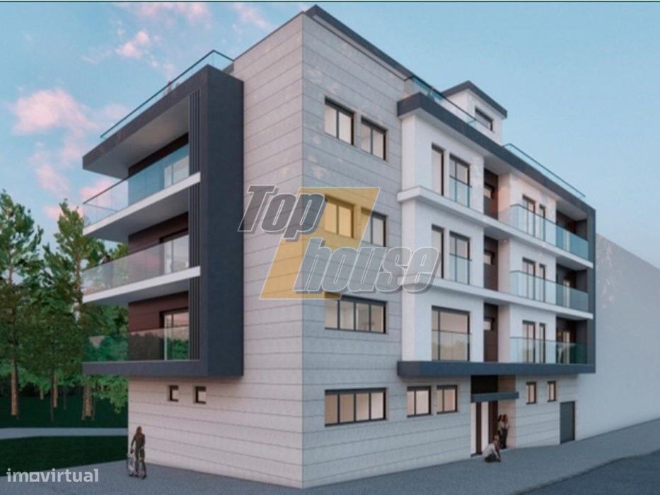 Apartamento T3 Novo, Charneca de Capariaca