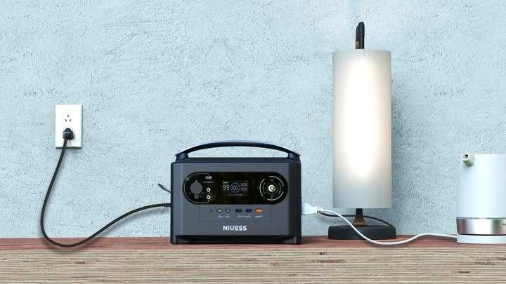 Przenośna Stacja Zasilania NIUESS 700W LiFePO4  Powerbank Bank energii
