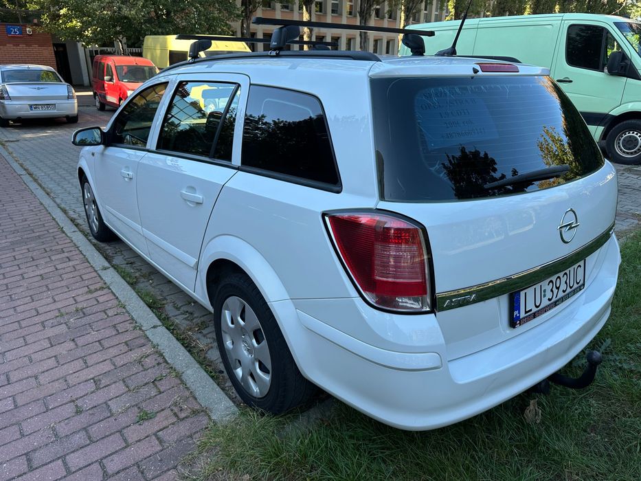 Opel Astra H 1.9 CDTI