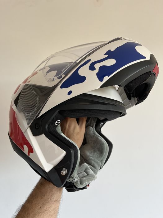 Capacete Schubert C4 c/ graficos Signature