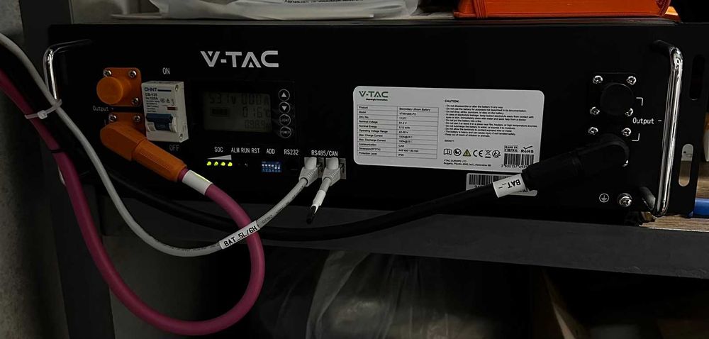 Гібридний інвертор DEYE SUN-5K-SG03LP1-EU + батарея V-TAC VT48100E-P2