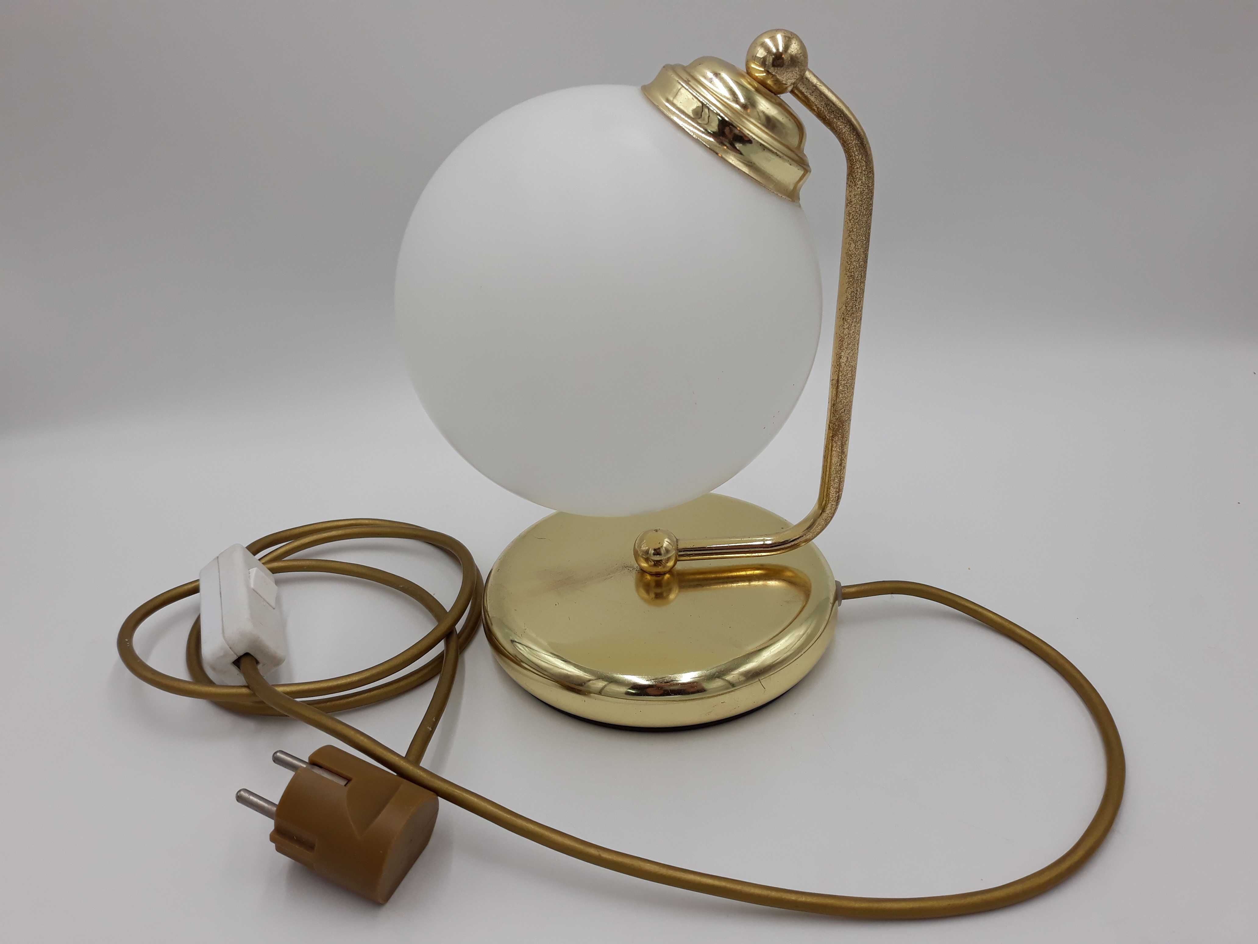 Lampa stołowa złota szklana mleczna kula Reznicek Leuchten Wien