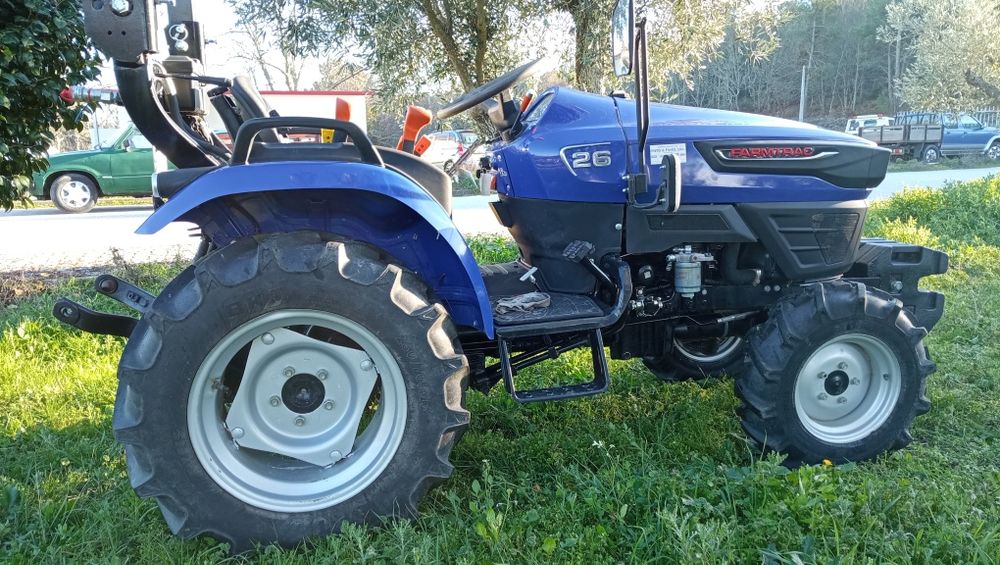 Tractor Farmtrac 26