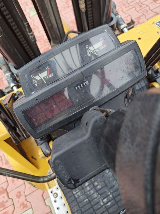 Wozek widlowy Caterpillar 1,8t oryginal triplex stan bdb