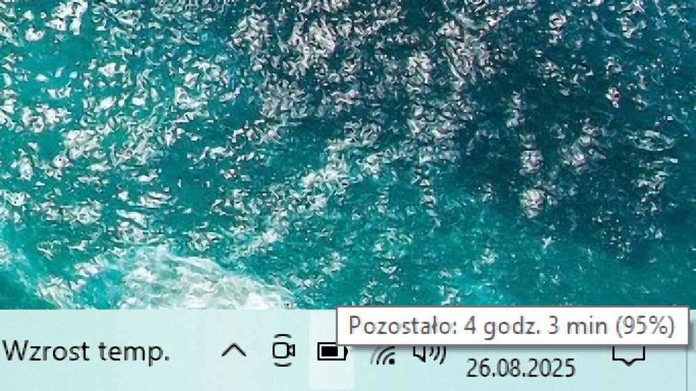 Laptop HP ze sprawną baterią, 8 GB RAM, dysk SSD, Win 10