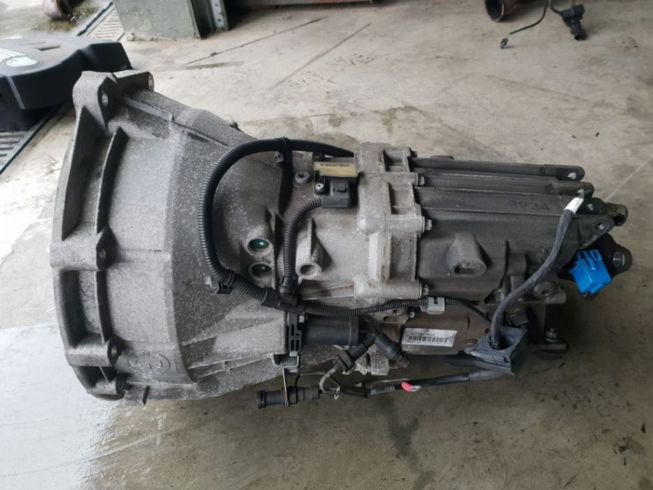Caixa velocidades BMW serie 1 2011 Ref 5377377