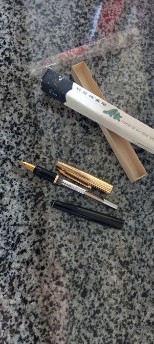 Ручка з ірідіумним пером