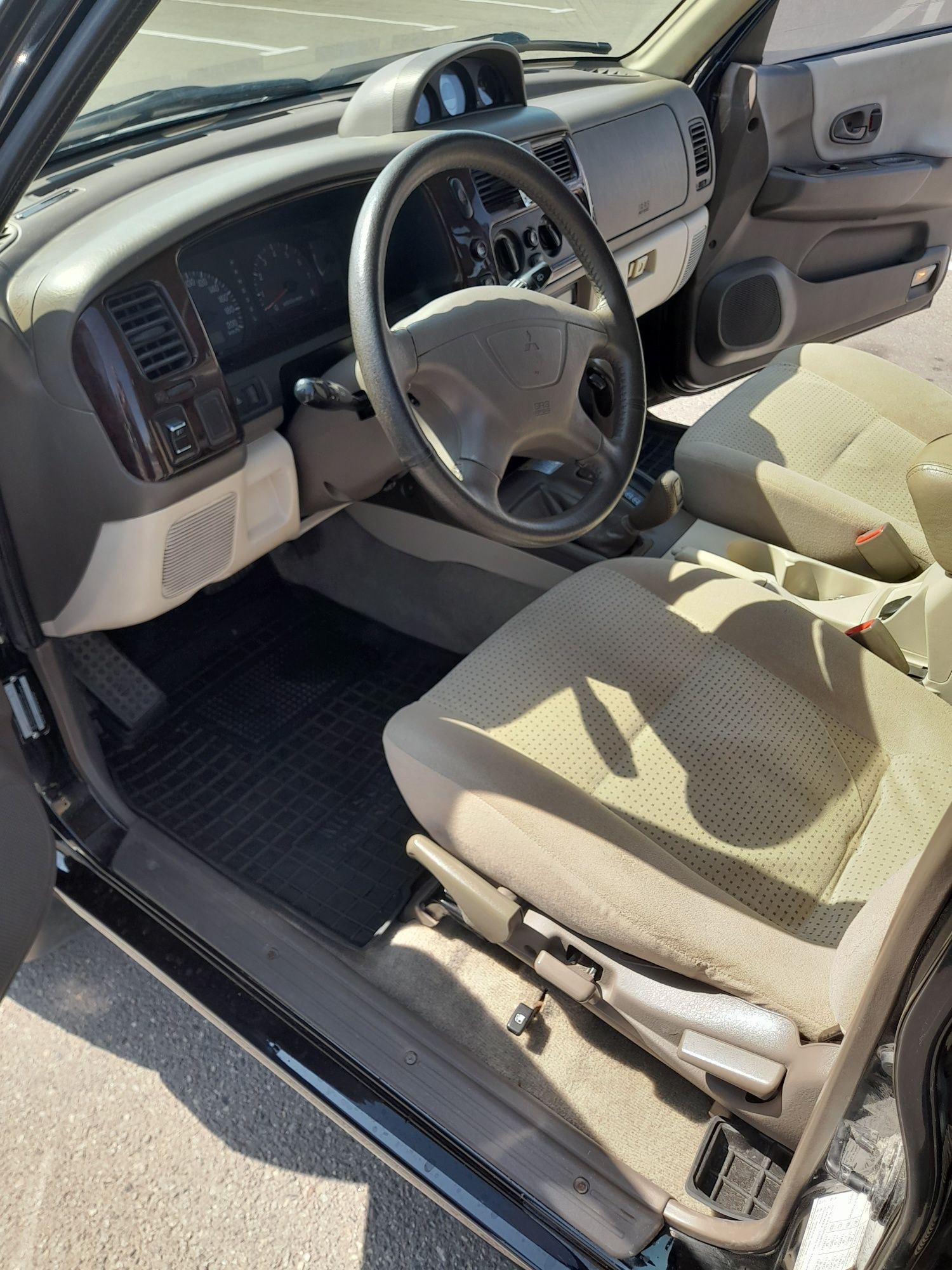 Mitsubishi pajero sport (nativa)