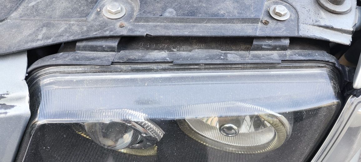Lampy reflektory przód Black depo ringi a3 8l