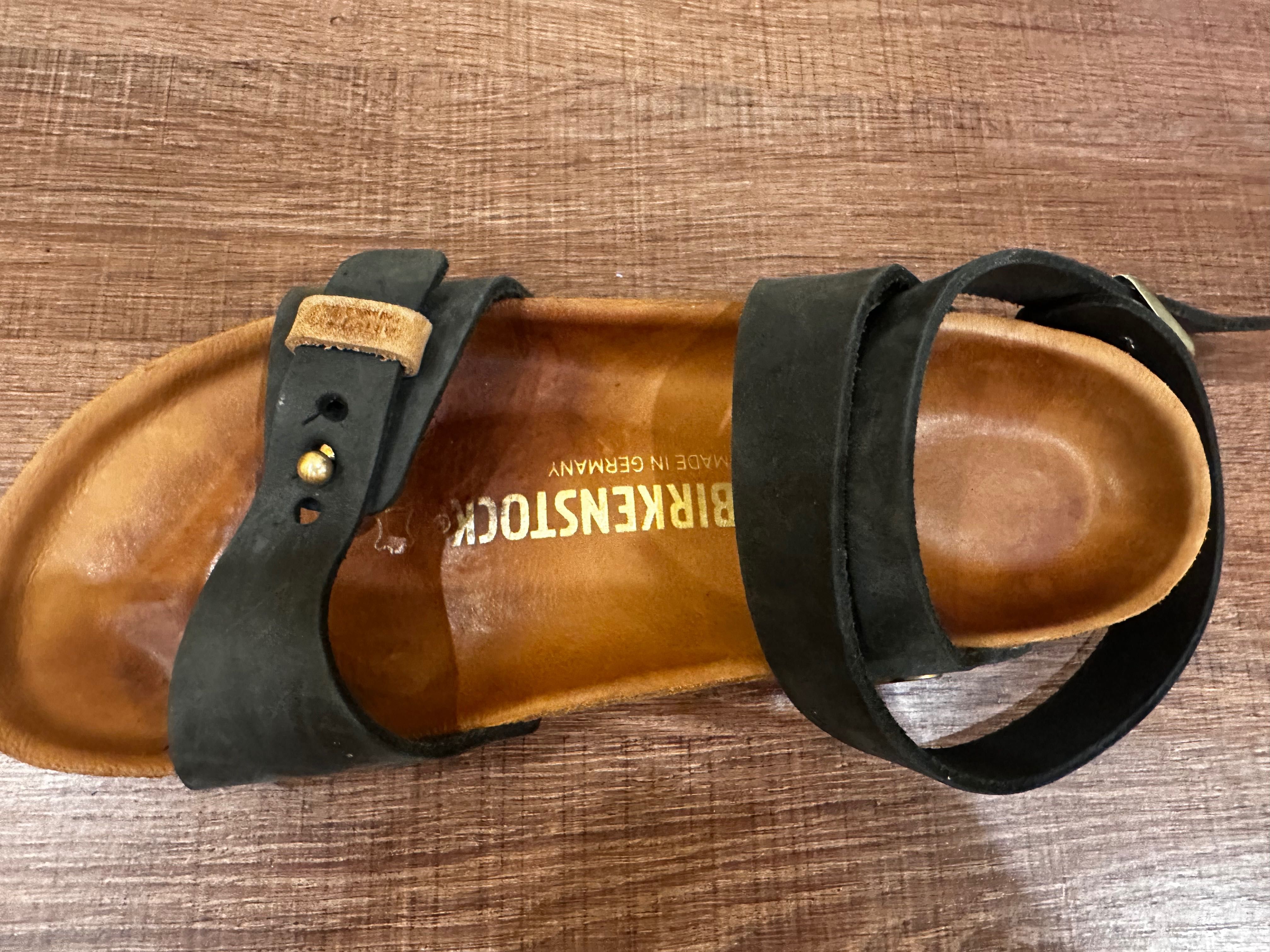 Сандалі Birkenstock 37 розмір