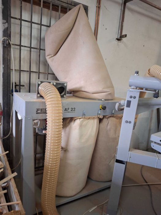 używany zestaw maszyn stolarskich FELDER do produkcji mebli