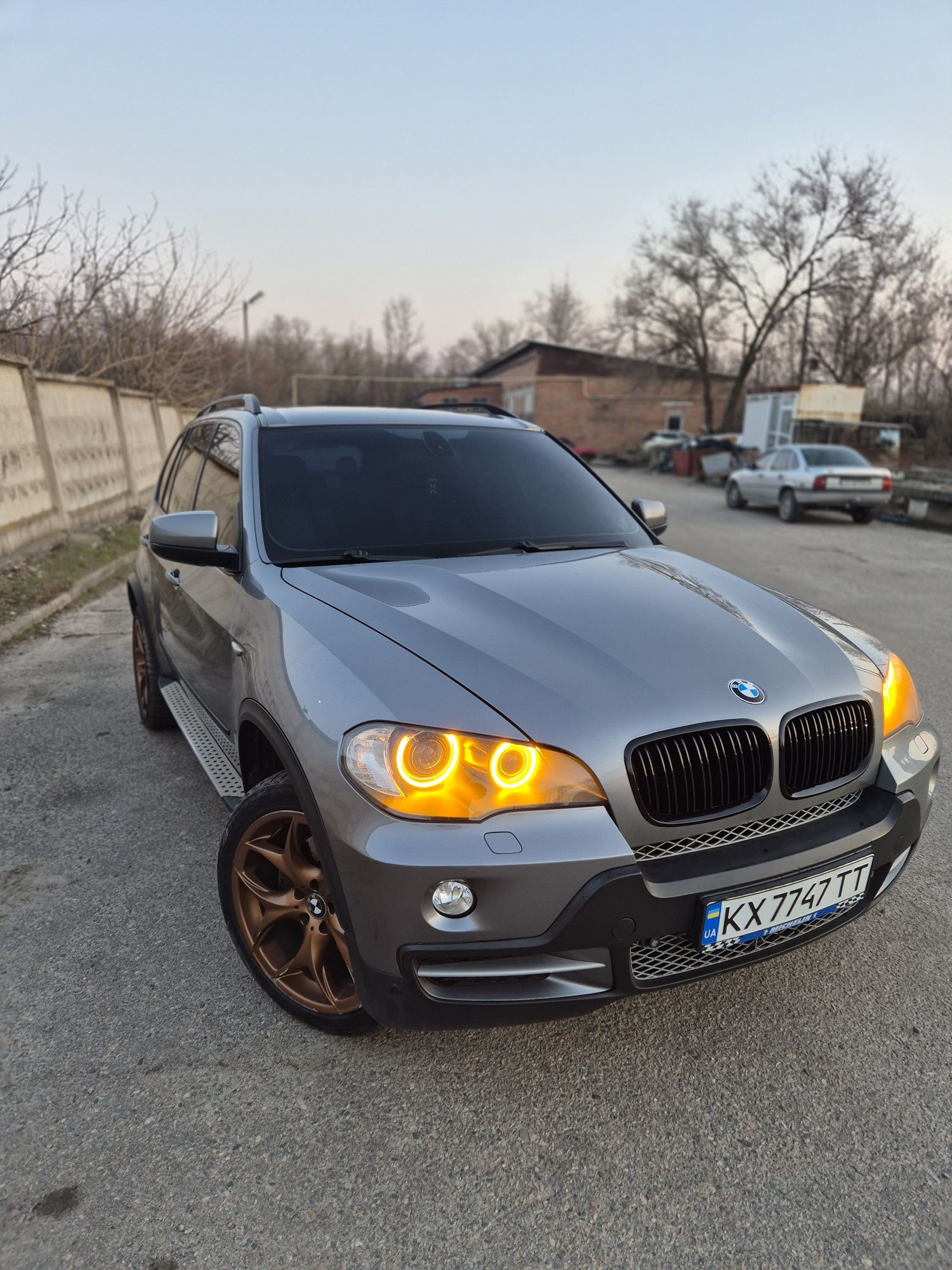 Продам BMW X5 E70 M57