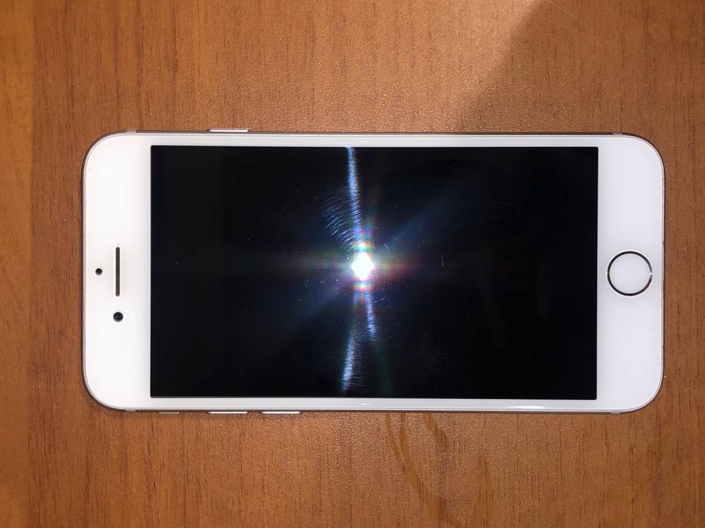iPhone7 Apple в хорошом состоянии