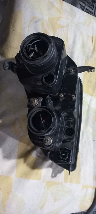 Продам передние и задние фары на Джили СК