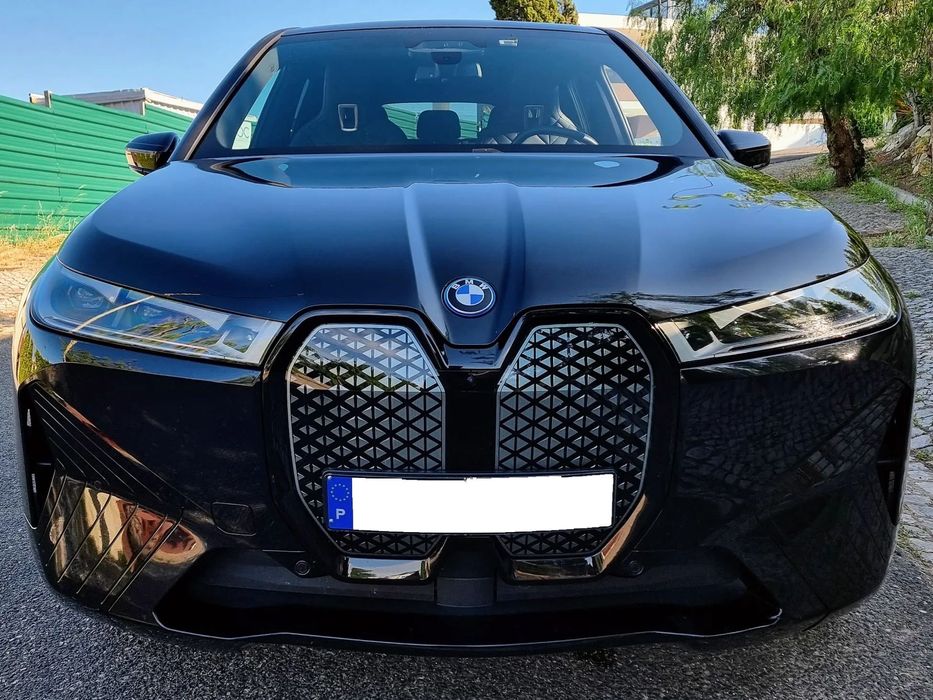 BMW iX xDrive 40 Pack Desportivo