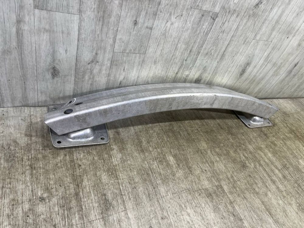 Усилитель заднего бампера Tesla Model 3 ( 2017 - 2022 г. ) Підсилювач