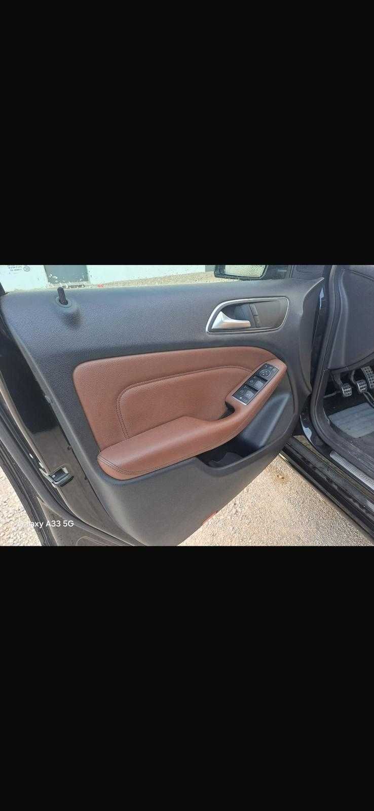 Mercedes Benz  B200