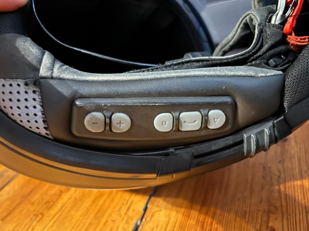Zestaw kaskow schuberth c3 i c3 pro z interkomami