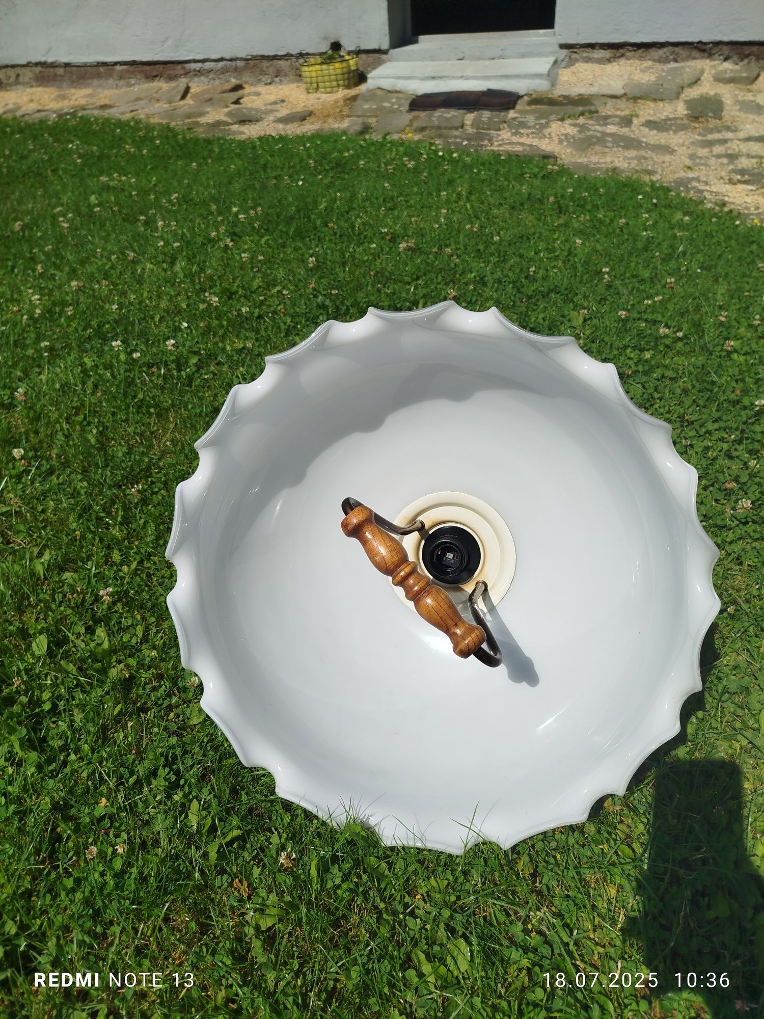 Lampa kuchenna biała rustykalna