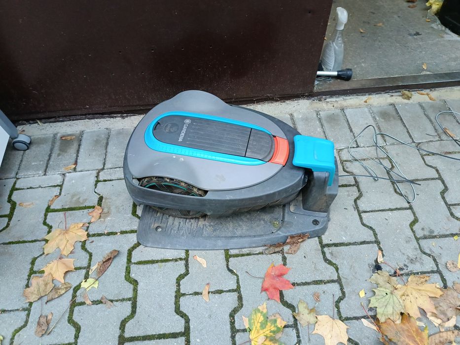 Robot koszący Gardena smart SILENO city, 2020 rok

Na sprze
