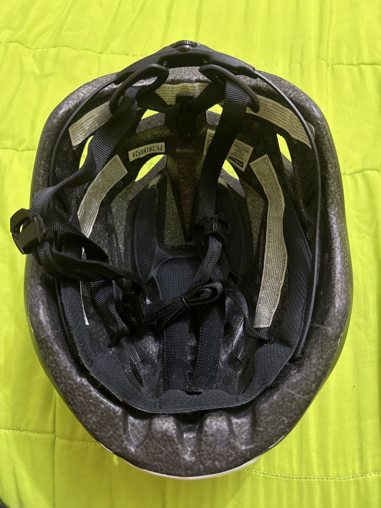 Capacete polisport ciclismo