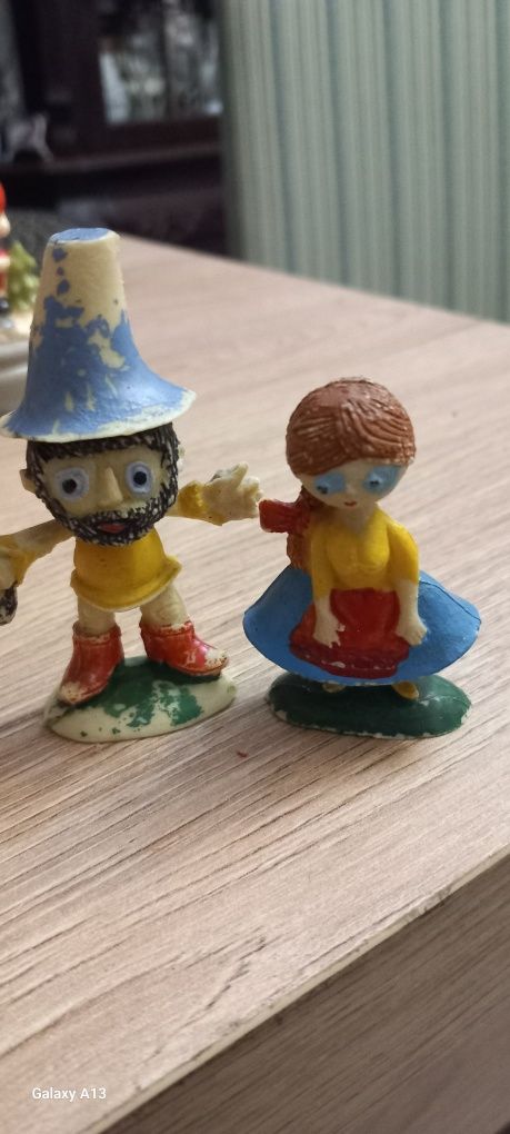 Postacie z bajki .Rumcajs i Hanka