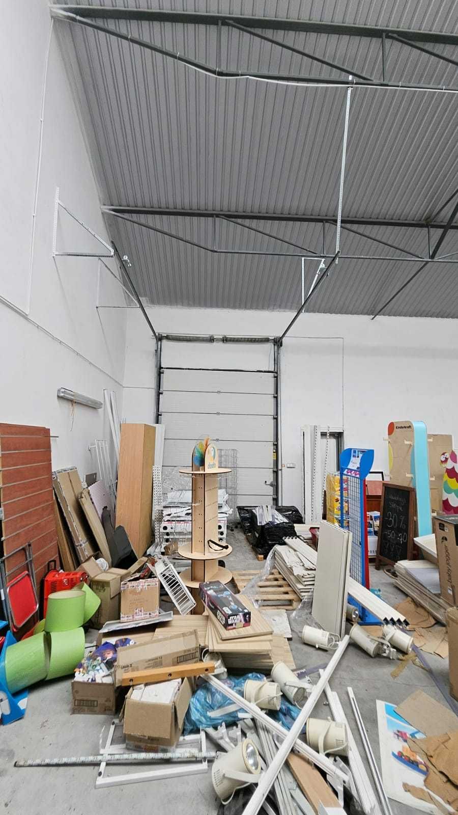 Budynek magazynowy, usługowy - 790m2 (170/312/170/130m2) + hala 200m2