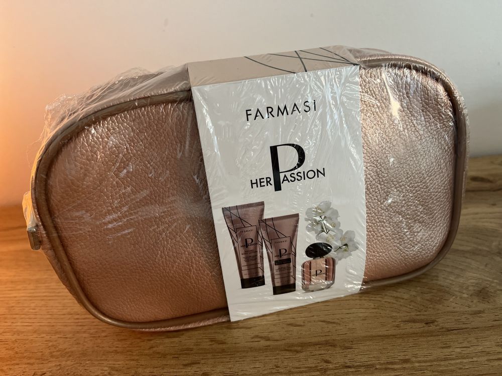 Kosmetyki perfumy zestaw “Her Passion” Farmasi